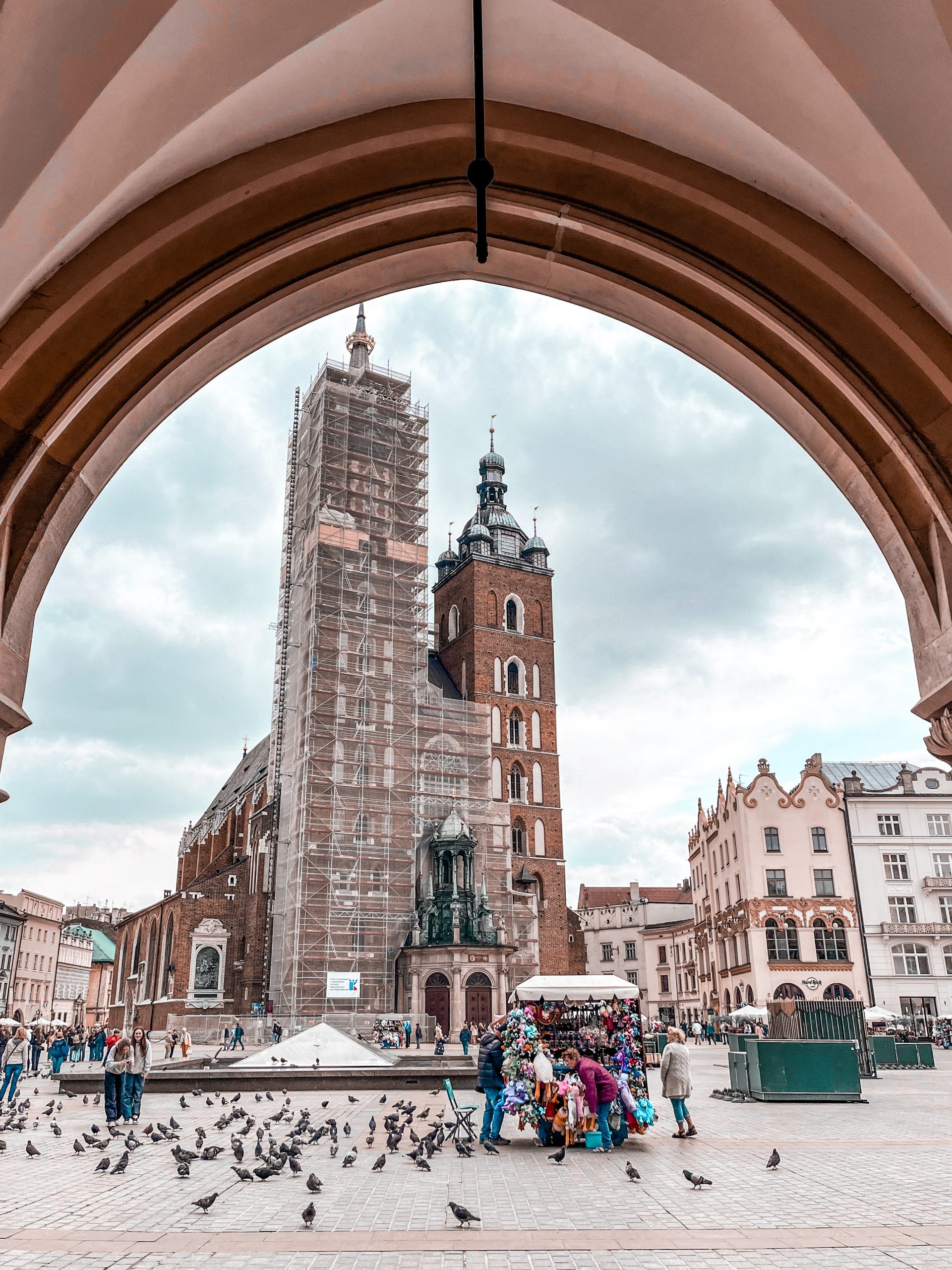 Базиликата Света Мария (Kościół Mariacki) | 3 дни в Краков, Полша